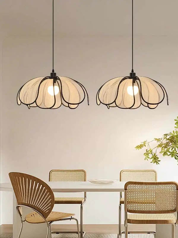 Boho pendant light with flower-shaped shade, soft woven texture and black trim, ceiling lamp for Nordic dinning rooms