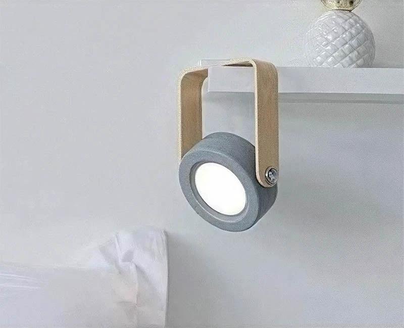 LYKT – Rechargeable LED Lantern / Foldable Touch Desk Lamp