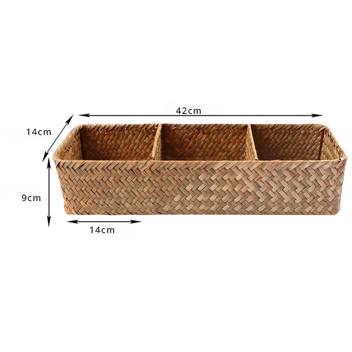 Natural seagrass storage box without lid and compartments, eco-friendly design for bathroom or shelf organisation.